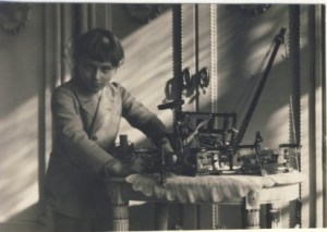 Vlado Bratislava erector set